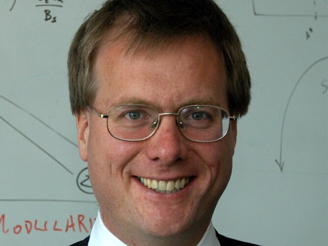 Alan Morrison is Professor of Finance at the Sad Business School and a fellow of Merton College