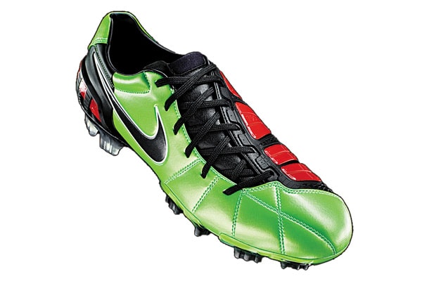 mg_24602_nike_shoe_280x210.jpg