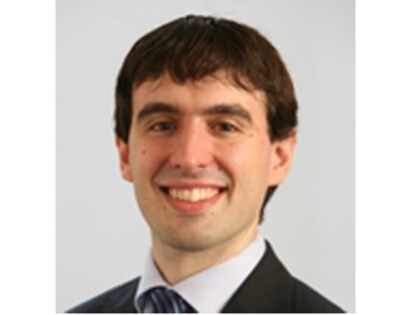 Mixing Open Source and Proprietary Software Strategies