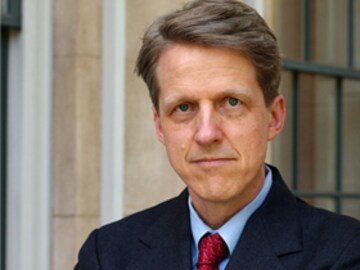 Robert Shiller: Economists Need to Take a Closer Look at How People Make Decisions