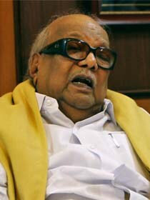 Should Karunanidhi Retire From Politics Now?