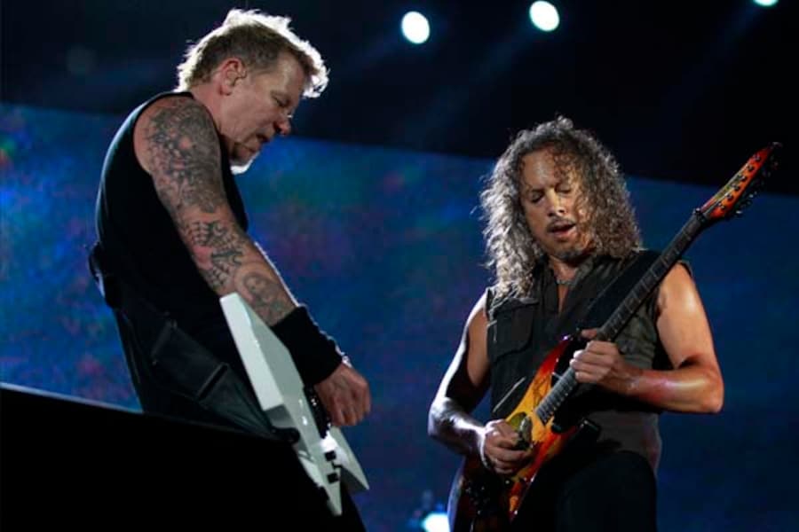 Metallica Fires Up Bangalore