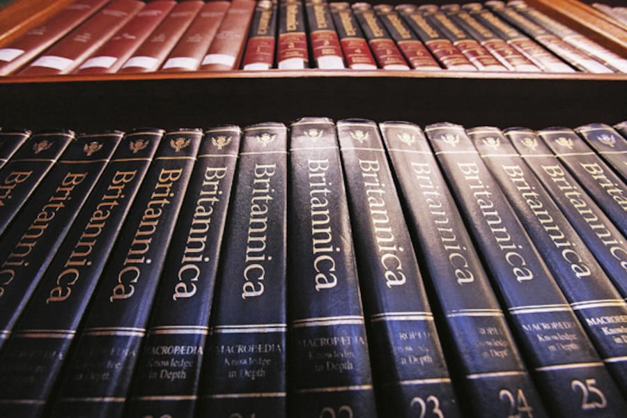 Encyclopaedia Britannica Pulls The Plug On Its Print Edition