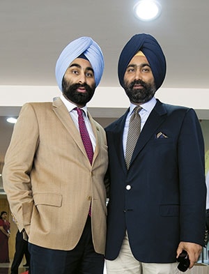 mg_67465_shivinder_and_malvinder_singh_280x210.jpg