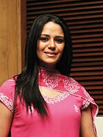 mg_72995_mona_singh_280x210.jpg