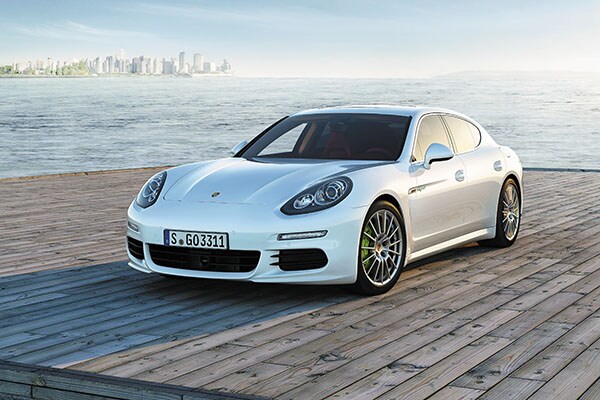 mg_70891_porsche_panamera_280x210.jpg