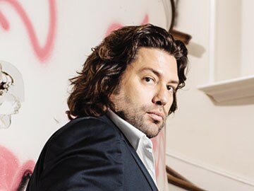 Armando Montelongo: The Home-Flipping Huckster