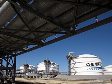 Cheniere Energy's War with Chemical Companies Over Natural Gas