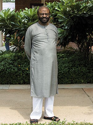 Shiv Nadar's New Innings: Philanthropy