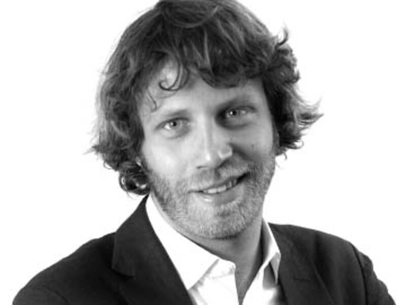 Is Not the Price, Is the Value: Revisiting Copyright Economics