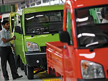 Loan Delinquencies Rise as Downturn Pinches