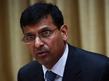 Raghuram Rajan signals 'extended pause' on rates