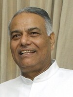 mg_76512_yashwant_sinha_280x210.jpg