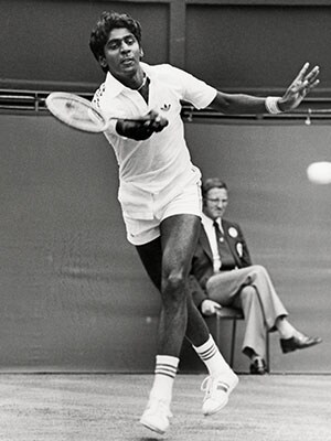 mg_76390_vijay_amritraj_280x210.jpg