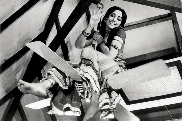 Hema Malini in Seeta Aur Geeta