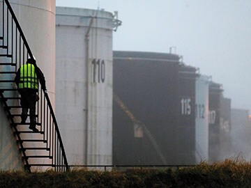 Structural reforms or falling oil prices, what exactly is inflation responding to?