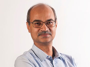 Mid-cap mogul Kenneth Andrade looks beyond mutual funds