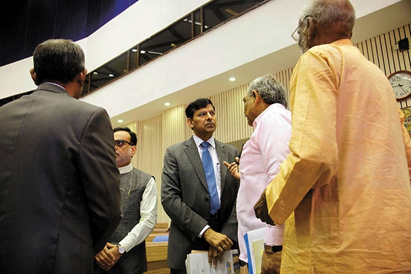 mg_81159_raghuram_rajan_280x210.jpg