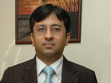 Paragbhai taught us not to get perturbed: Rajeev Thakkar