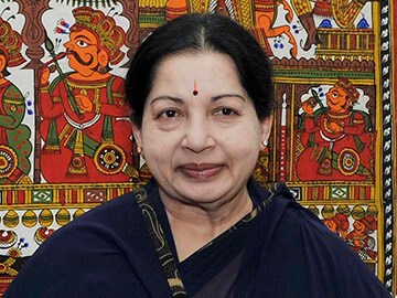 J Jayalalithaa promises project approvals in 30 days