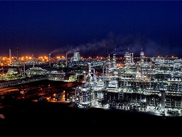 RIL's Q4 consolidated net profit up 16%