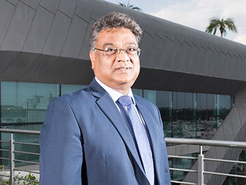 Dilip Buildcon lists at 9.5% premium over issue price