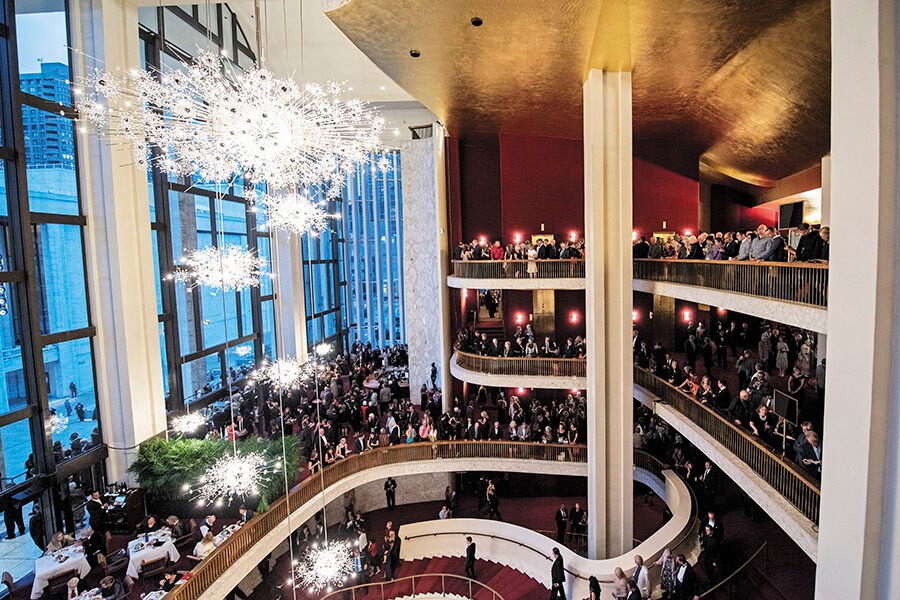 mg_90715_opening_night_at_met_opera_280x210.jpg