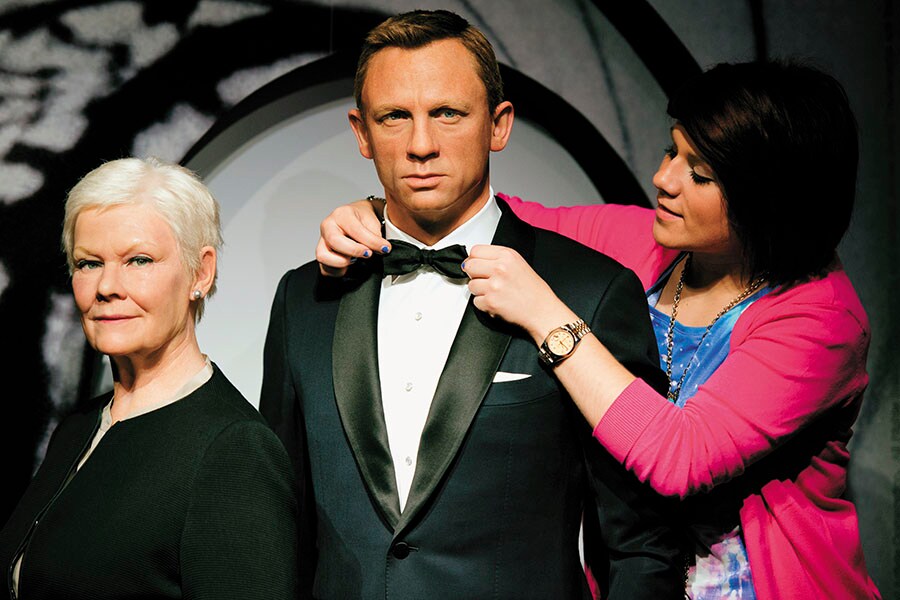 mg_90787_daniel_craig_wax_statue_280x210.jpg