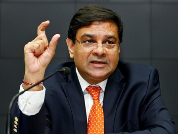 RBI keeps interest rates on hold, citing inflation concerns