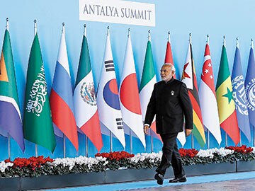 India is on the right track: Mark Mobius