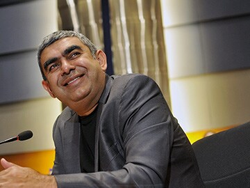 Infosys posts decline in Q1 profit, lowers FY17 guidance