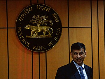 Markets shrug off Rajan's decision to exit