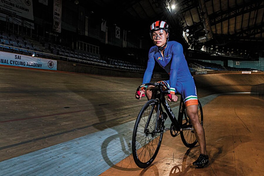 Deborah Herold: From tsunami survivor to champion cyclist