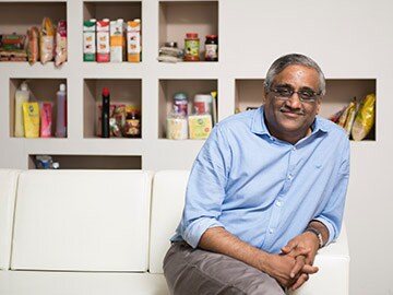 Kishore Biyani ties up with Trent Hypermarket