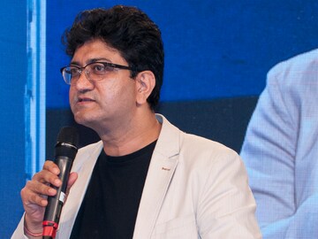 I entered advertising only after I could not sell my poetry: Prasoon Joshi