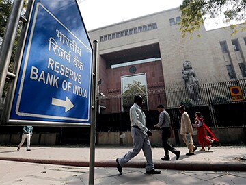 RBI's new governor Urjit Patel cuts interest rates by 25 bps in debut policy
