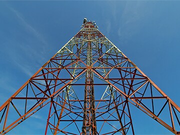 RCom agrees to sell tower assets to Brookfield for Rs 11,000 crore