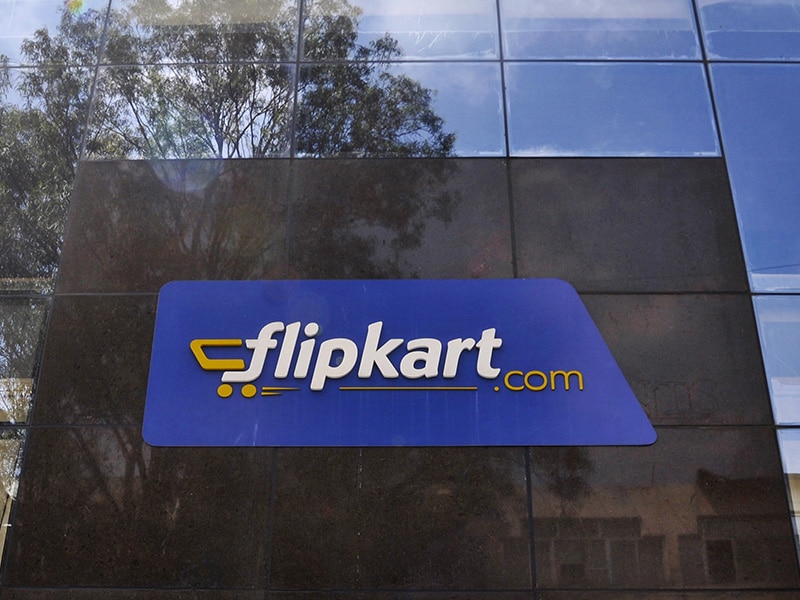 Snapdeal sale to Flipkart a done deal?