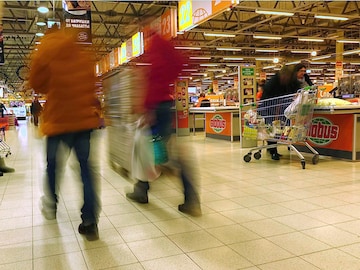 FMCG emerges as the highest paying industry in India: Randstad