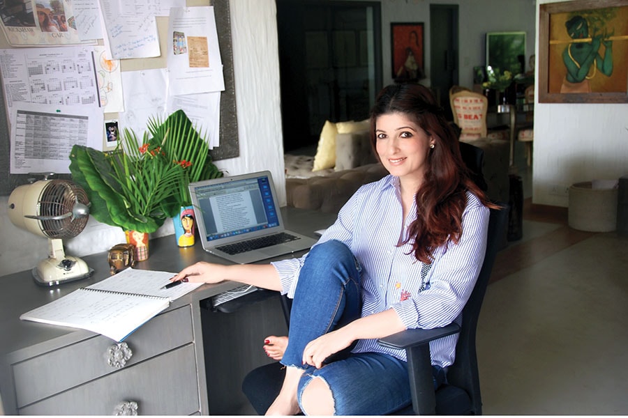 mg_95687_twinkle_khanna_280x210.jpg