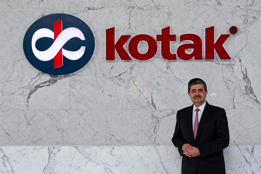 mg_95881_uday_kotak_280x210.jpg