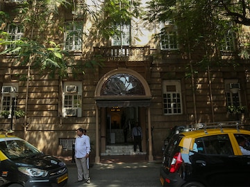 Delhi High Court clears deck for Tata-Docomo dispute resolution