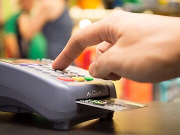 Indian fintech startup Mswipe raises more money, gets Facebook co-founder Saverin on board