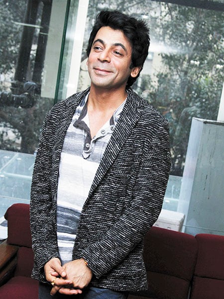 g_102153_bg_sunilgrover_280x210.jpg