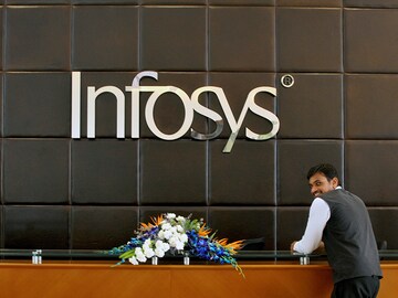 Infosys board reiterates confidence in CEO Sikka, denies 'governance lapses'