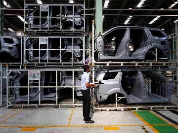 M&M posts strong market share growth in tractors