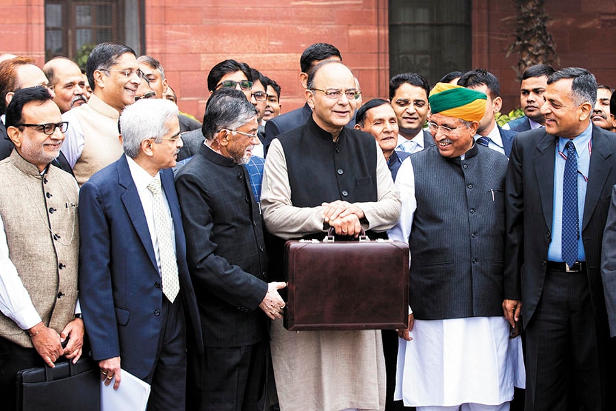 mg_93343_arun_jaitley_280x210.jpg