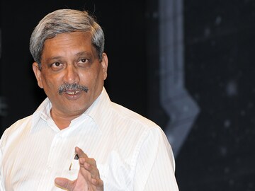 India needs around 400 fighter jets, 1,000 helicopters: Defence Minister