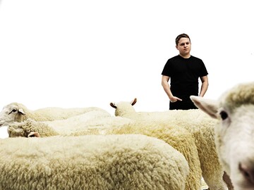 This 25-year-old wants to help you sleep better