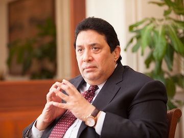 Independent directors should be awarded stock options: Keki Mistry
